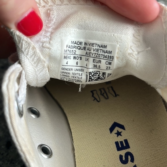 White Low Top Converse - Picture 4 of 6